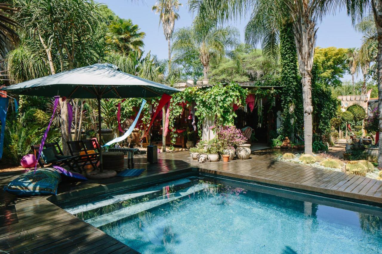 The Art Guesthouse Hartbeespoort Bagian luar foto